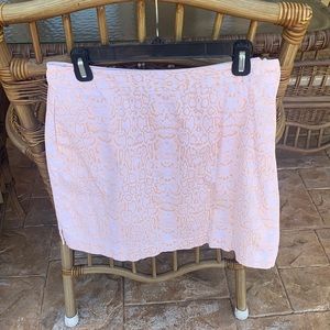 Tan & white snake skin print skort. Great for golf or casual wear